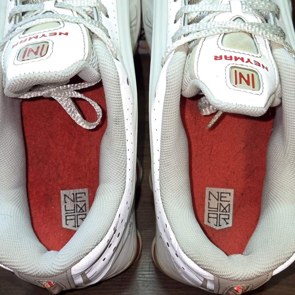 Nike Neymar Jr. X Shox R4 Platinum Tint - Picture 8 of 9